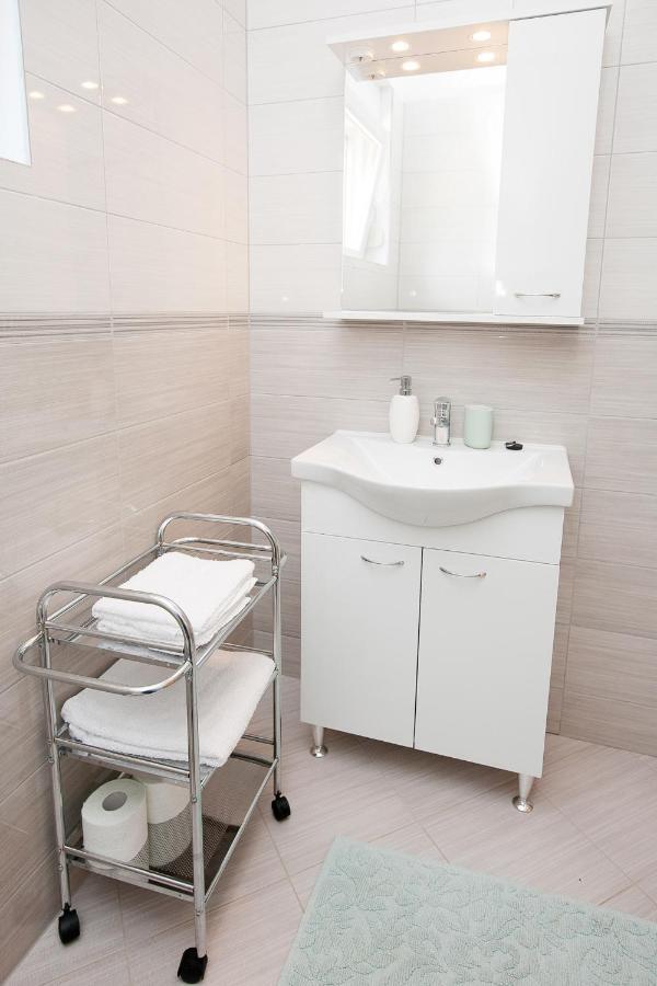 Apartmani Lea Стариград-Паклениця Екстер'єр фото